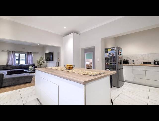 3 BEDROOM HOUSE FOR SALE IN GLENLILLY